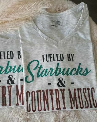 Tarjoaa Starbucks & Country Music T-paita