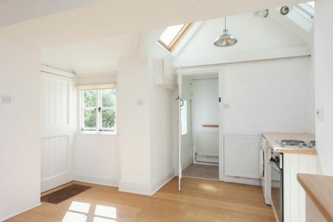 Corner Cottage, Tunley, Sapperton, Cirencester, Gloucestershire - sisustus, Savills