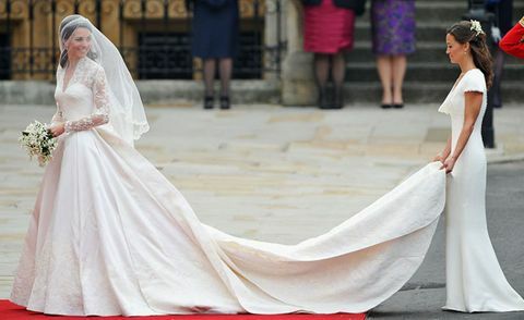 Kate Middleton käytti toista hääpukua isolla päivällään