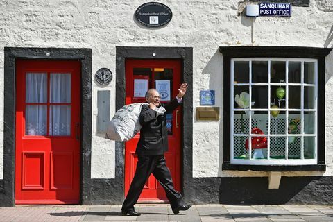Skotlannin vanhimmalla postitoimistolla on uusi postimestari