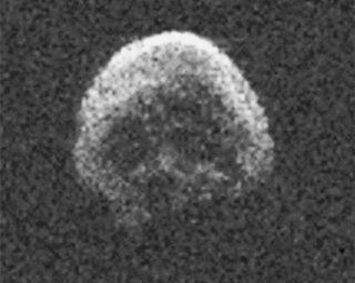Upea kurpitsa-asteroidi TB1456 -valokuva