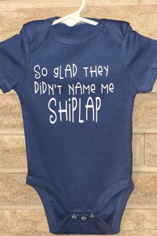 shiplap vauva onesie