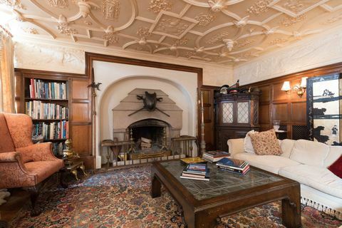 St John's Manor Estate - Jersey - olohuone - Savills