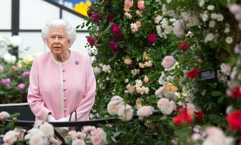 kuningatar Elizabeth ii Chelsean kukkanäyttelyssä vuonna 2018