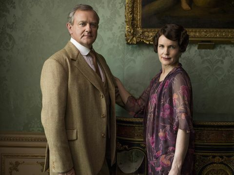 Hugh Bonneville Robertina ja Elizabeth McGovern Corana Downton Abbeyssä S06E08