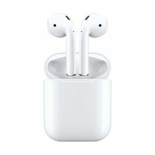 Apple AirPods latauskotelolla