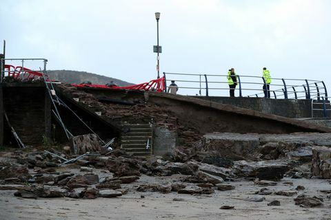 Storm Eleanor Cornwall portreath seinäkuva