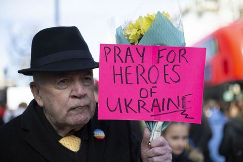 mielenosoitus Lontoossa Ukrainan tukemiseksi