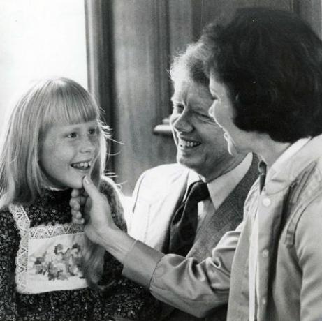 Amy, Rosalynn ja Jimmy Carter vuonna 1976