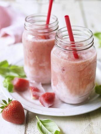 mansikka smoothie